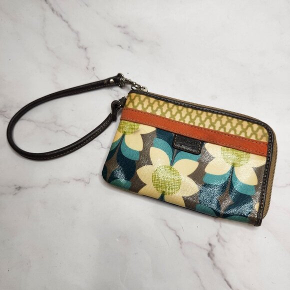 Fossil Keyper Wristlet Wallet Purse Floral Zippered Kep-Per Small Clutch - Picture 1 of 5
